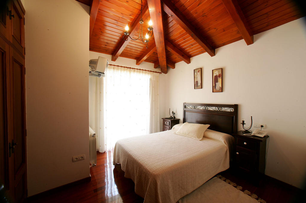 Ostello Casa da Botica Os Casares Camera foto