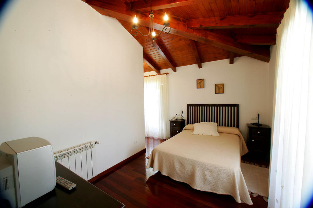 Ostello Casa da Botica Os Casares Camera foto